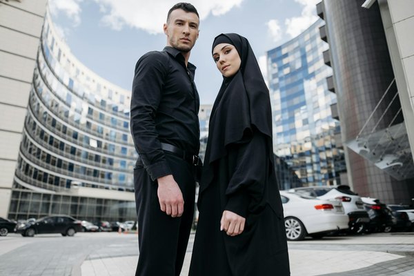 Guida Suprema all'Installazione di un Sistema Avanzato di Monitoraggio Stradale per Auto Sportive